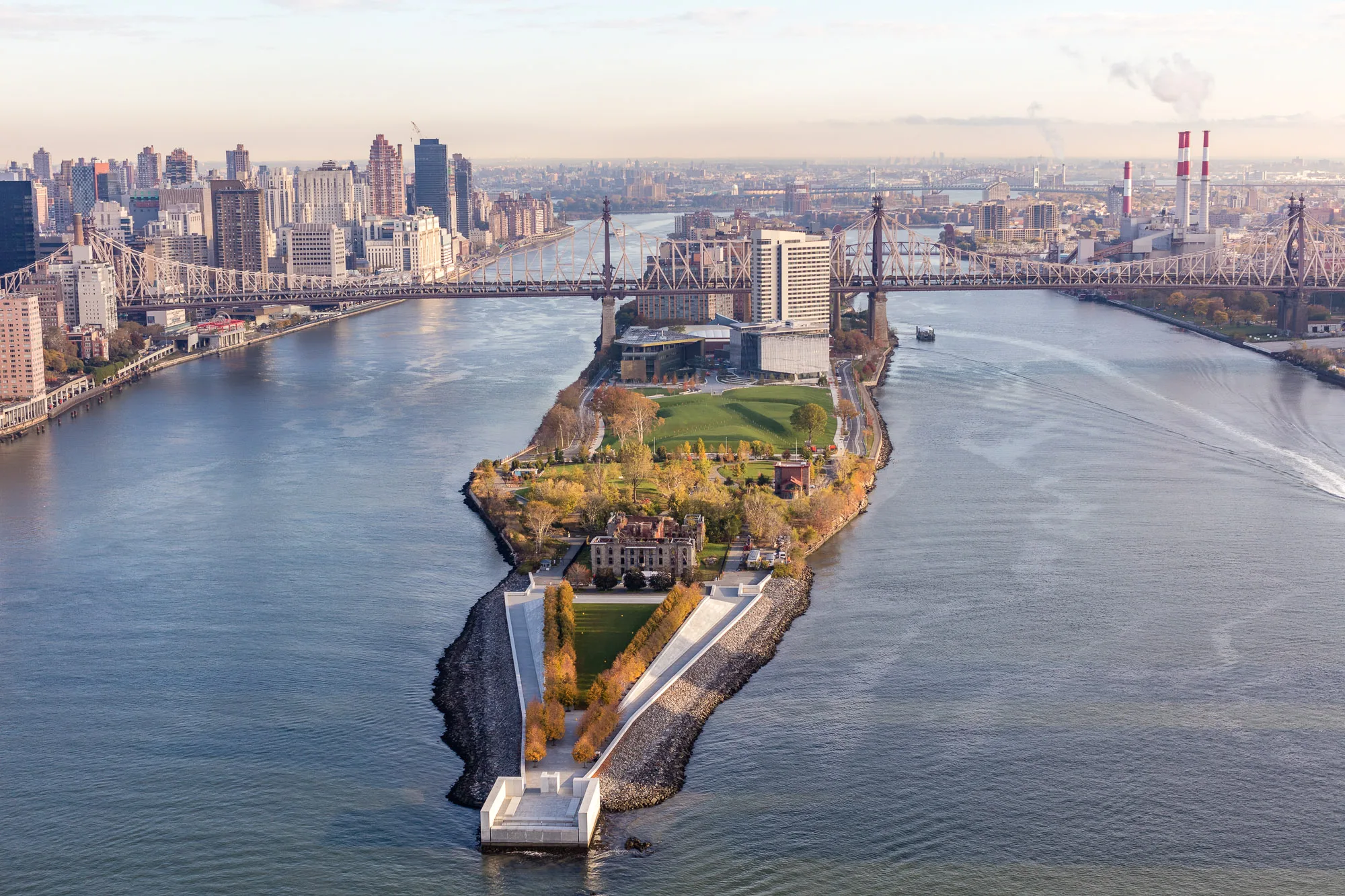 Roosevelt Island from the water